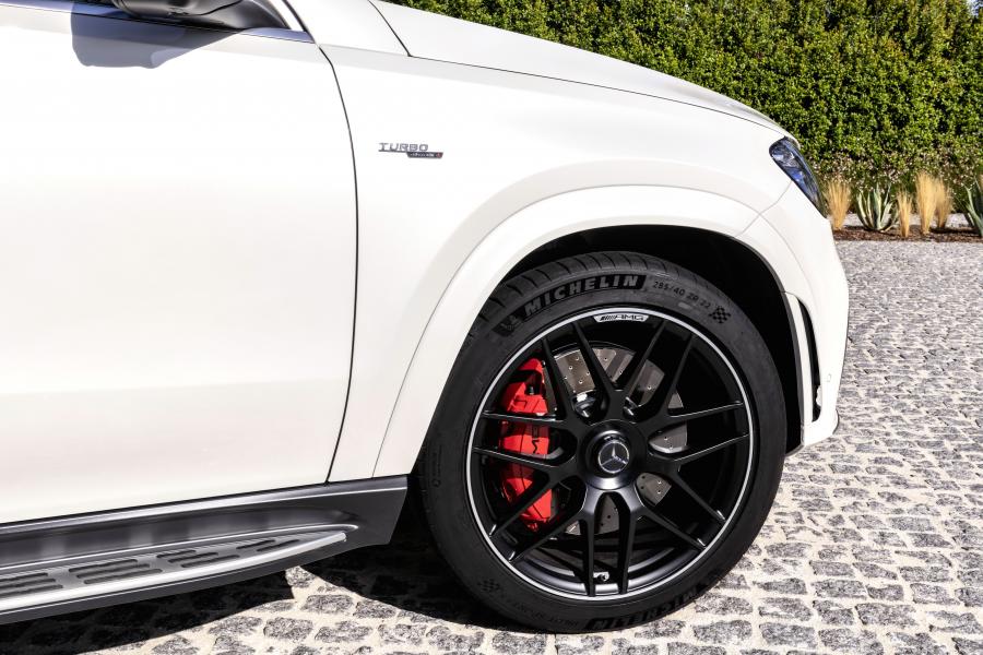 Детали экстерьера Mercedes-AMG GLE53 4Matic+ Coupe (C167) 2019 года  (WW) (фото 21 из 99)